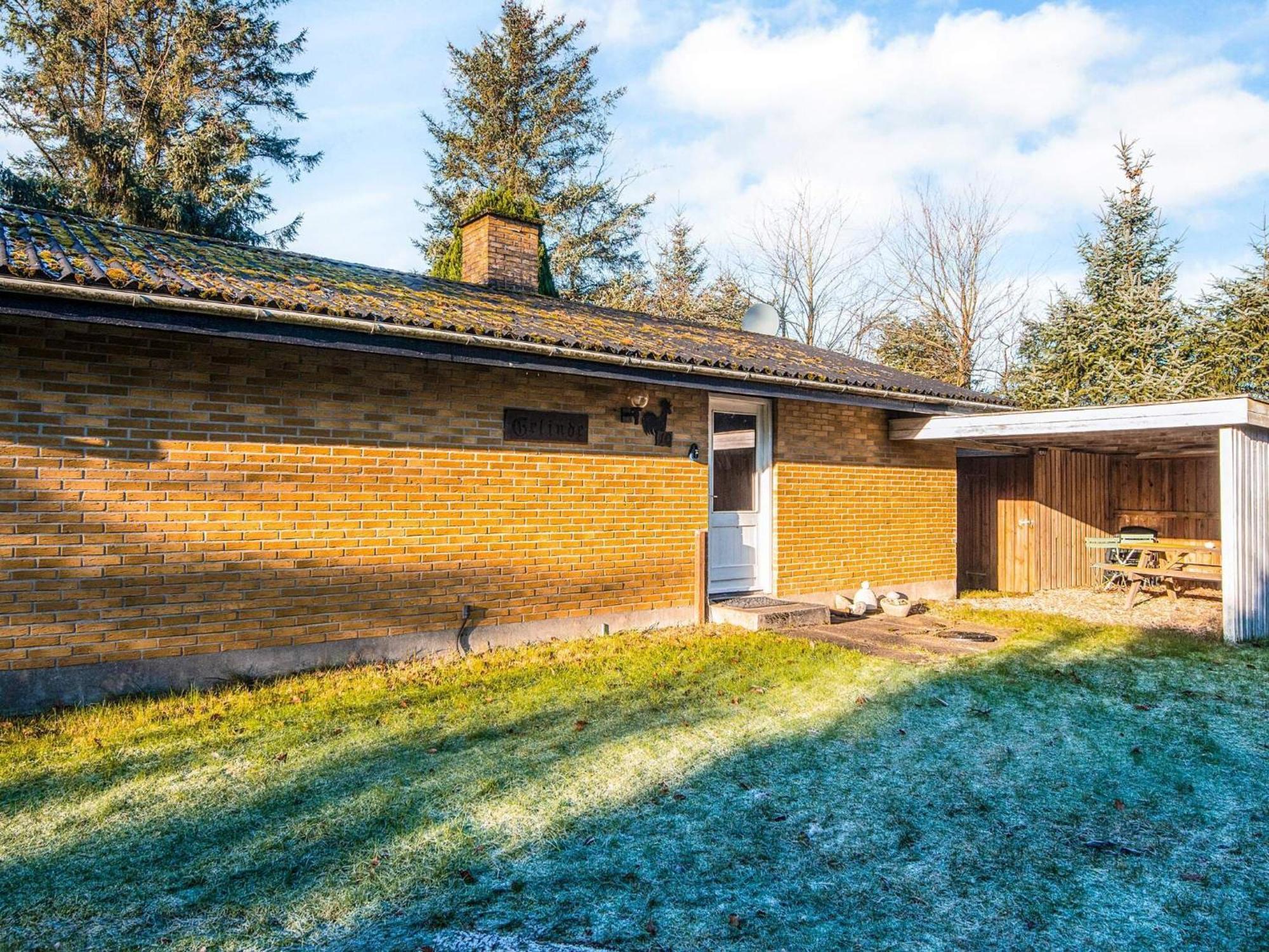 2 Person Holiday Home In Tarm Fjerbæk Kültér fotó