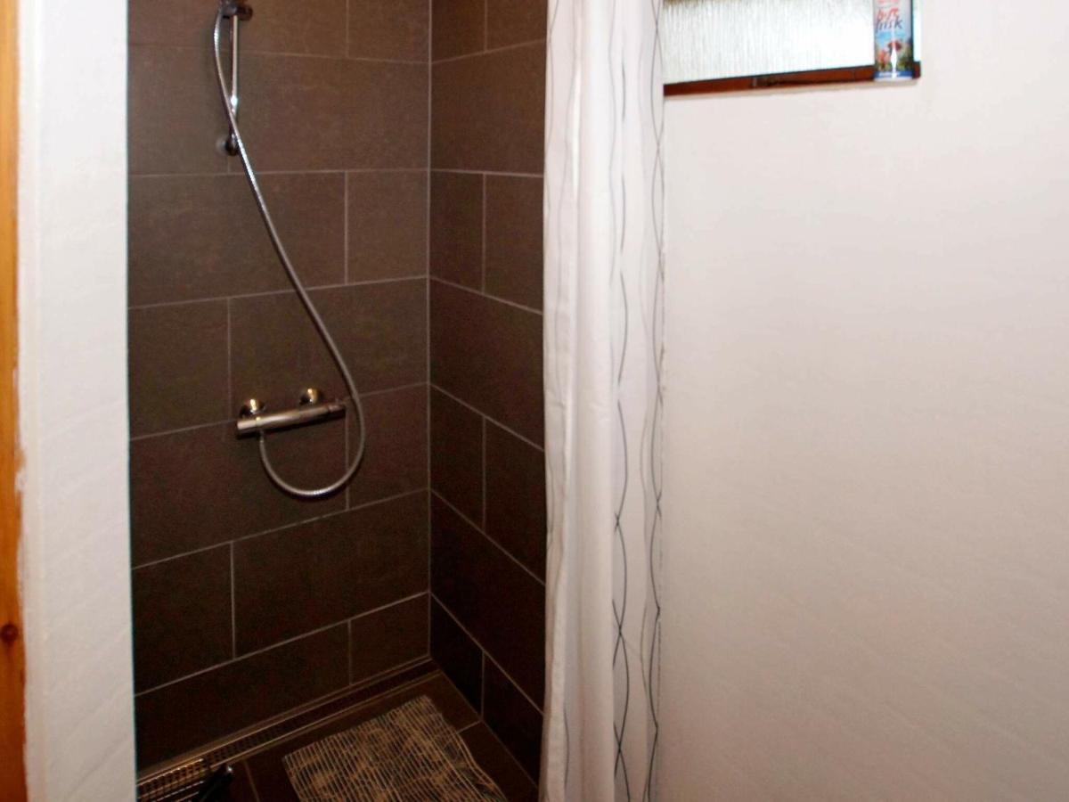 2 Person Holiday Home In Tarm Fjerbæk Kültér fotó